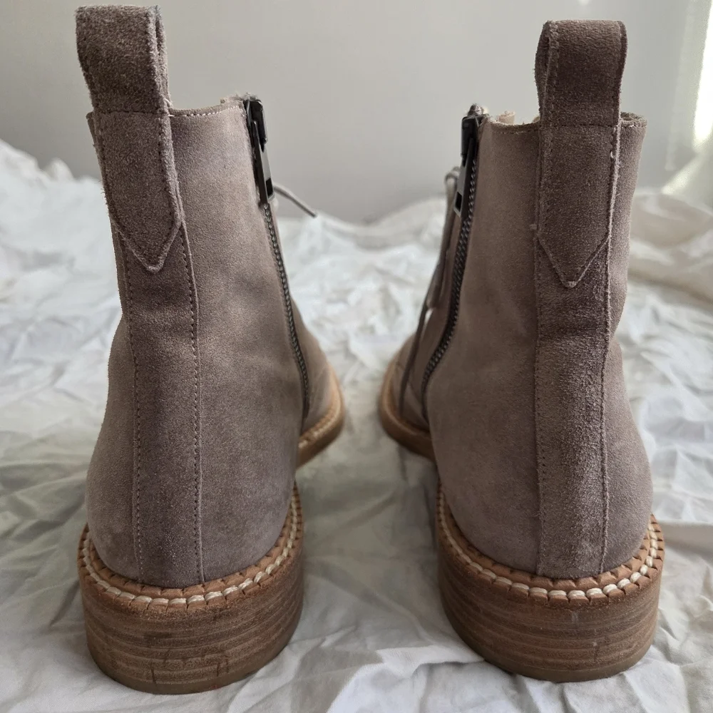 Vince Women's Cabria Suede Lace Up Ankle Boot Almond Toe Sz 7.5 - Picture 5 of 13